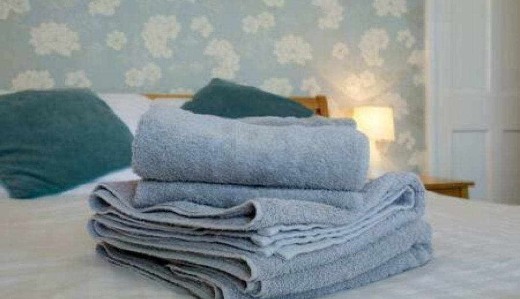 large single room Ensuite
