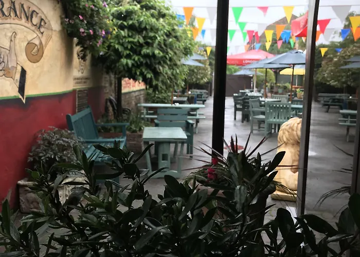 3-Sterne-Hotel: The Exhibition